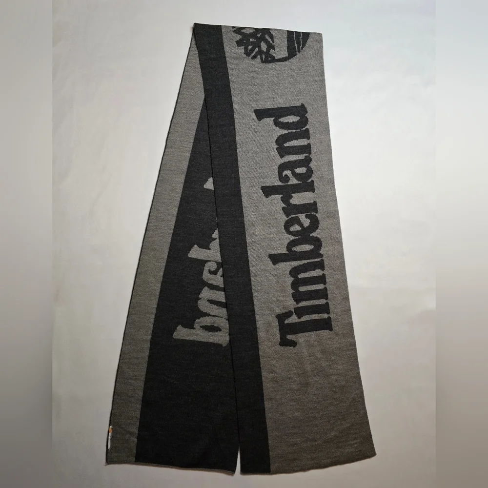 Timberland Reversible Logo Scarf | Black & Gray | Men’s